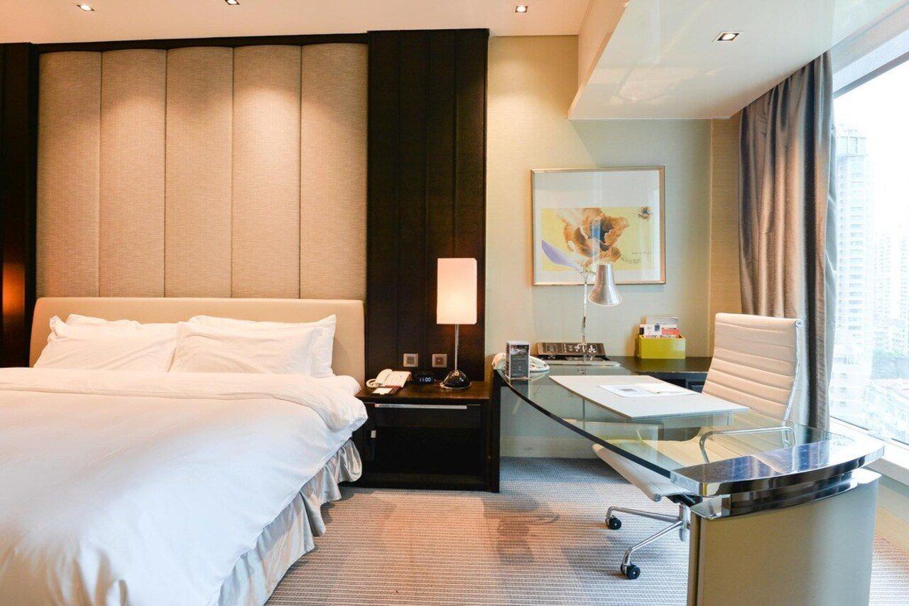 Hilton Shanghai City Center -Steps From Iconic Landmarks Wukang Mansion And Jing'An Temple ภายนอก รูปภาพ