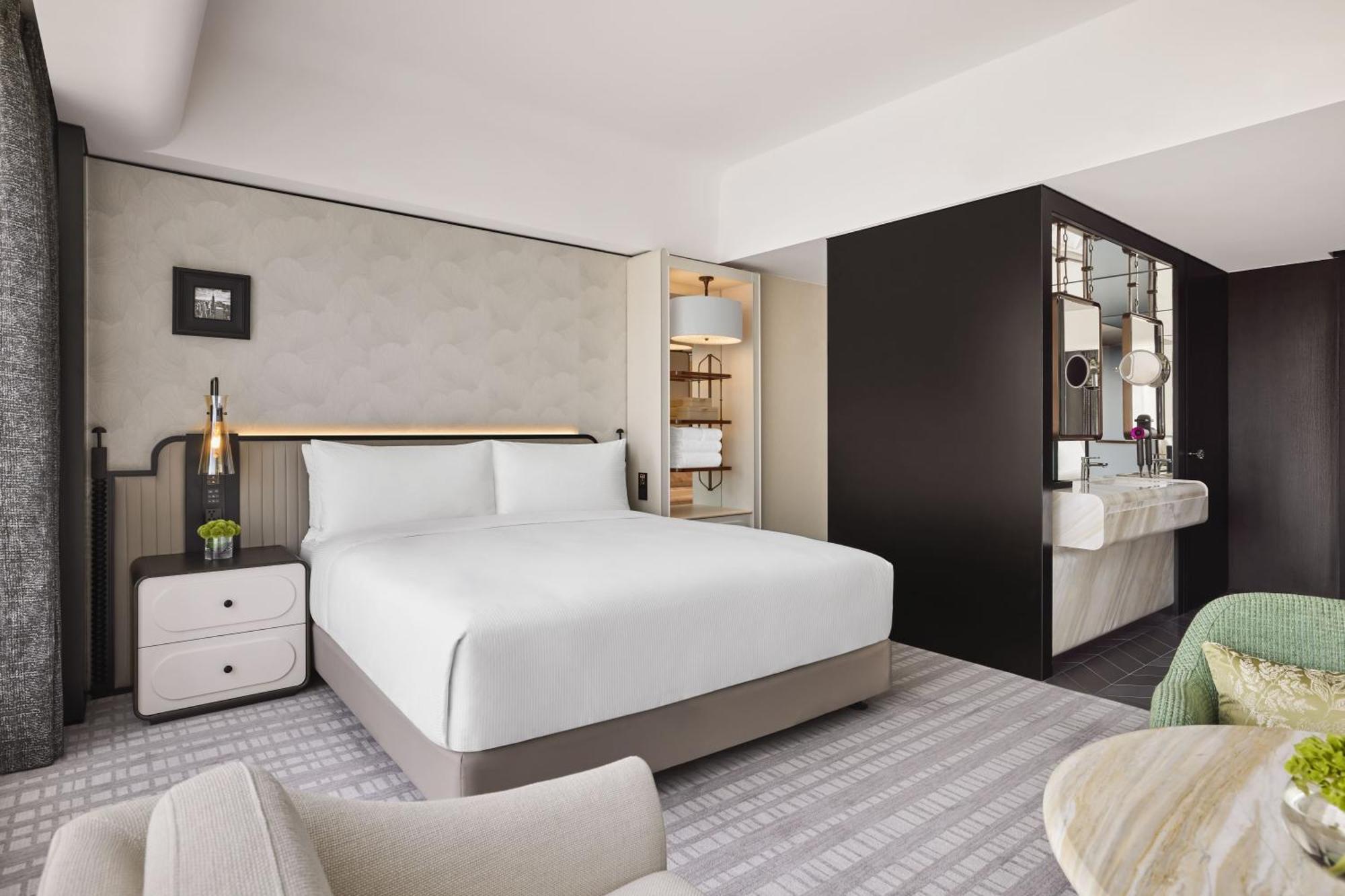 Hilton Shanghai City Center -Steps From Iconic Landmarks Wukang Mansion And Jing'An Temple ภายนอก รูปภาพ
